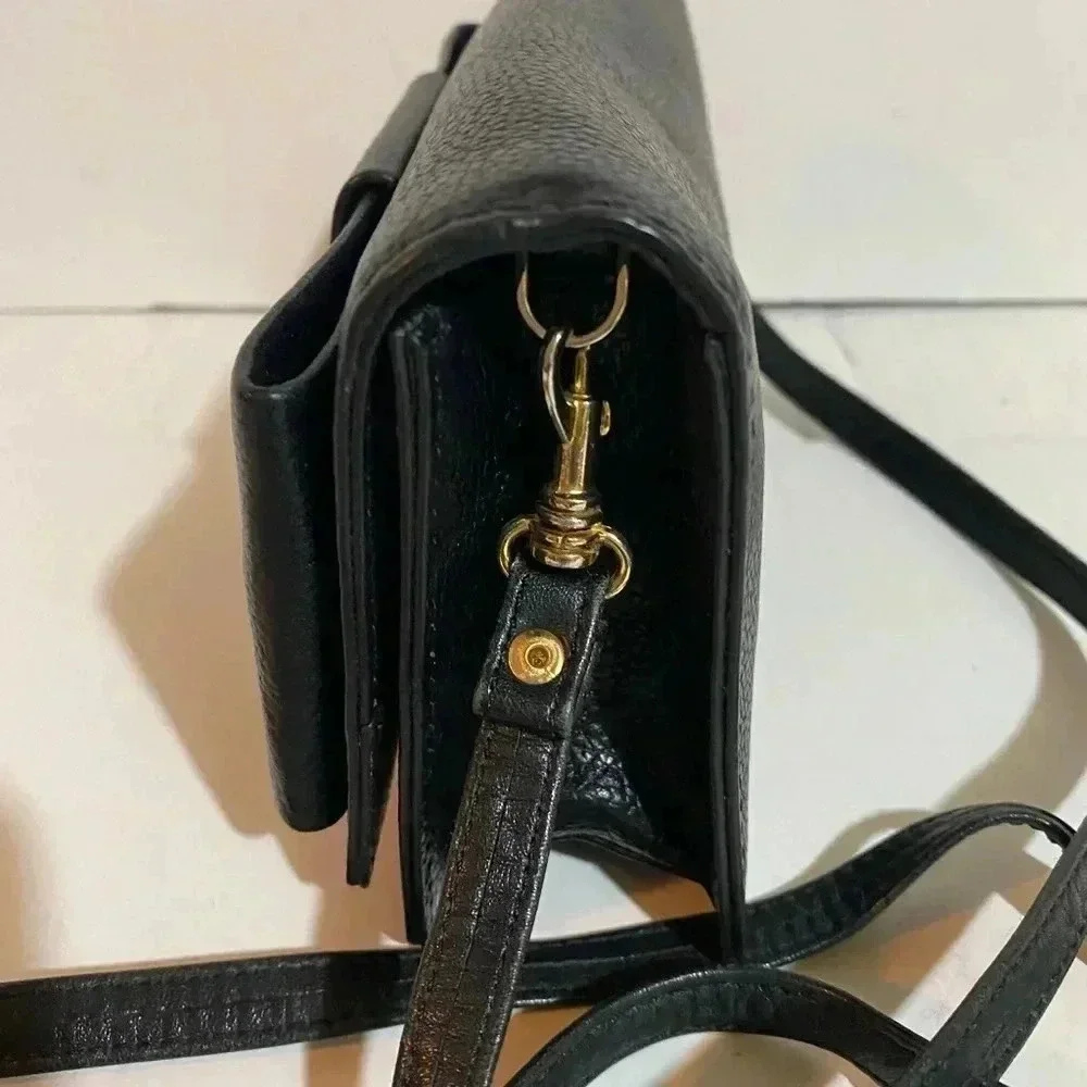 Kate spade black leather crossbody handbag